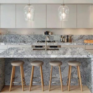 antique white granite kitchen top 400x400 1