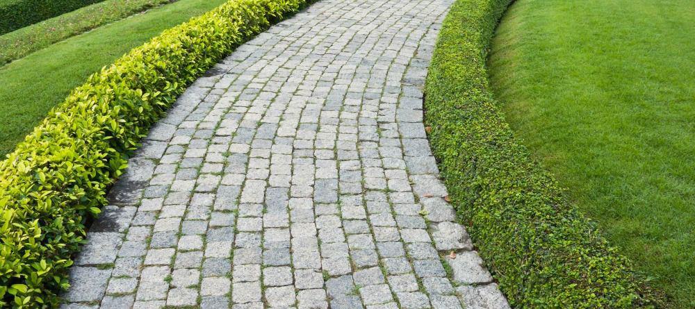 Choosing a Natural Stone for Stone Walkway